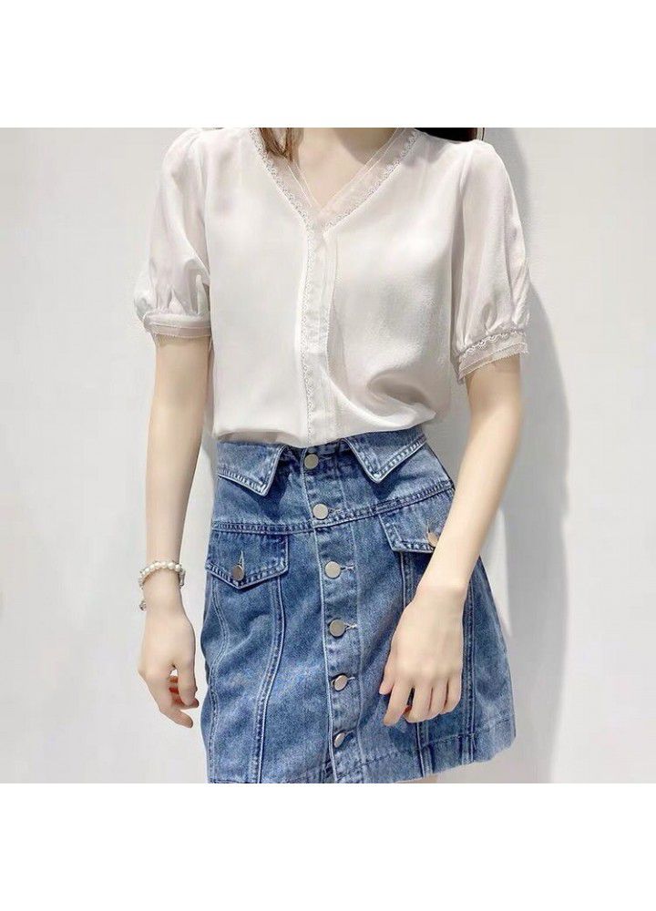 Black V-neck lace edge 2020 summer new short sleeve shirt women's design sense minority mulberry silk top