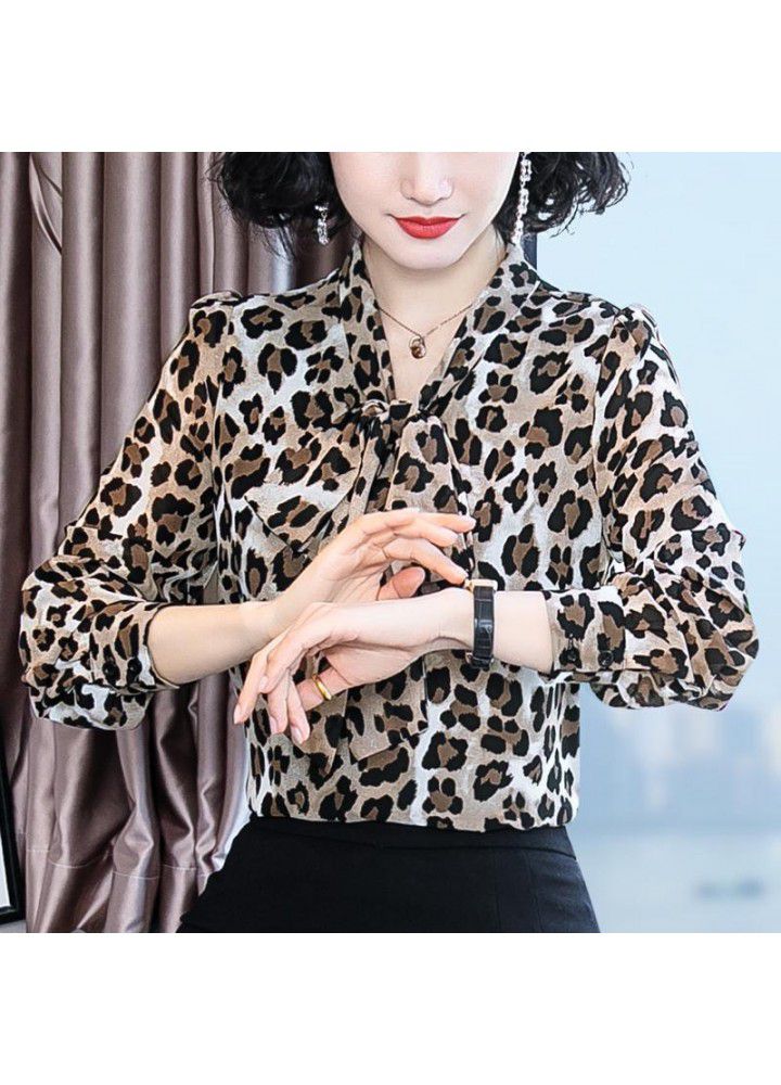 Western style shirt female long sleeve 2021 spring dress new bottomed blouse cover belly age reducing leopard print temperament Chiffon Top