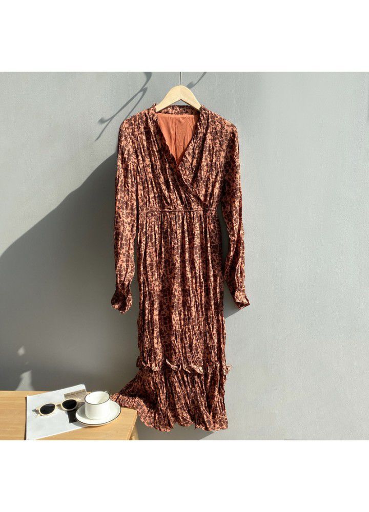 Zhicongxi 2020 winter new retro floral pleated V-neck Dress Medium Length floral skirt female 1733