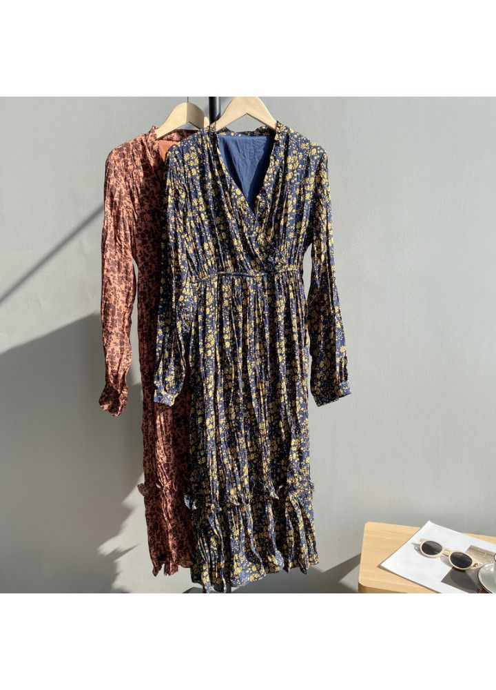 Zhicongxi 2020 winter new retro floral pleated V-neck Dress Medium Length floral skirt female 1733