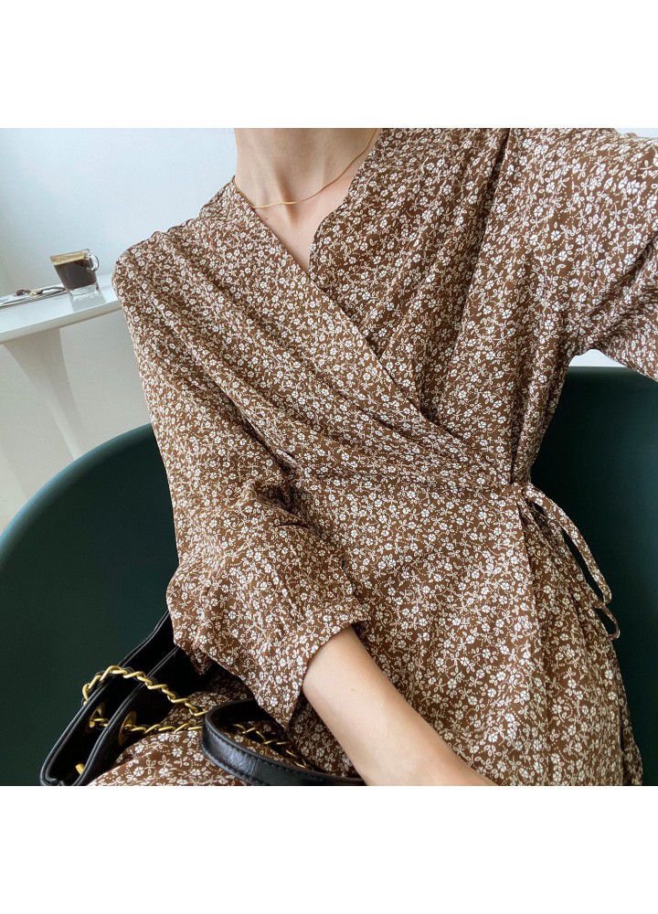 Zhicongxi small flower dress long retro autumn new V-neck French long skirt with 595