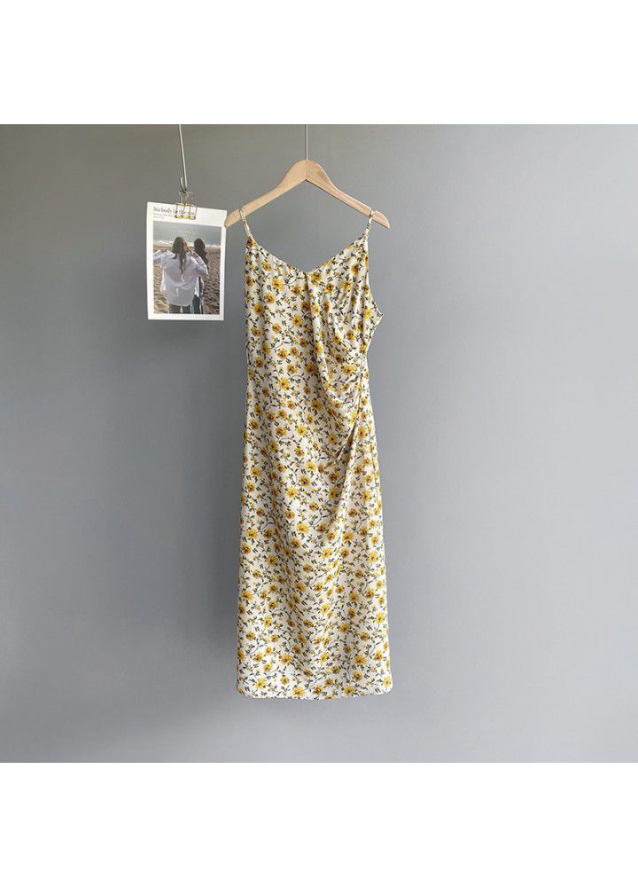 Taochuan yellow French floral suspender V-neck dress women's summer 2021 stem orange first love skirt medium length 780