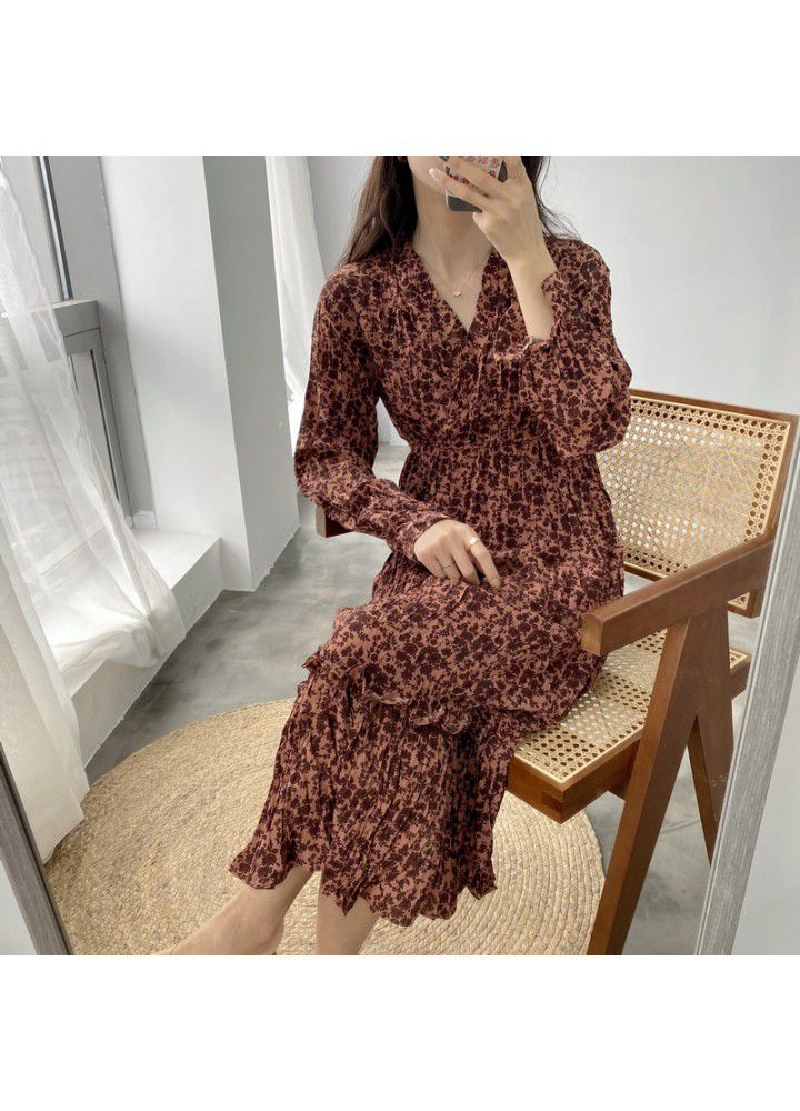 Zhicongxi 2020 winter new retro floral pleated V-neck Dress Medium Length floral skirt female 1733