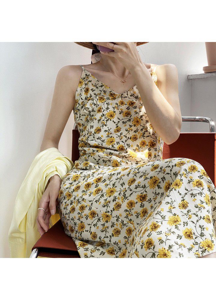 Taochuan yellow French floral suspender V-neck dress women's summer 2021 stem orange first love skirt medium length 780