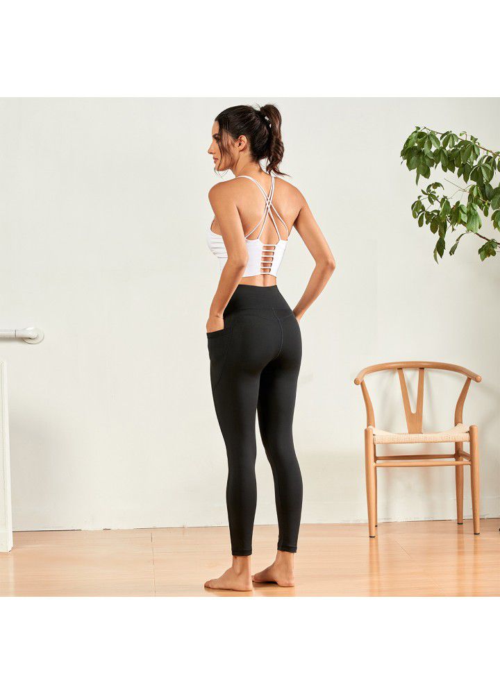 2021 Europe and America autumn and winter new yoga pants women's slim high waist fitness pants running sports pants two side pocket Capris